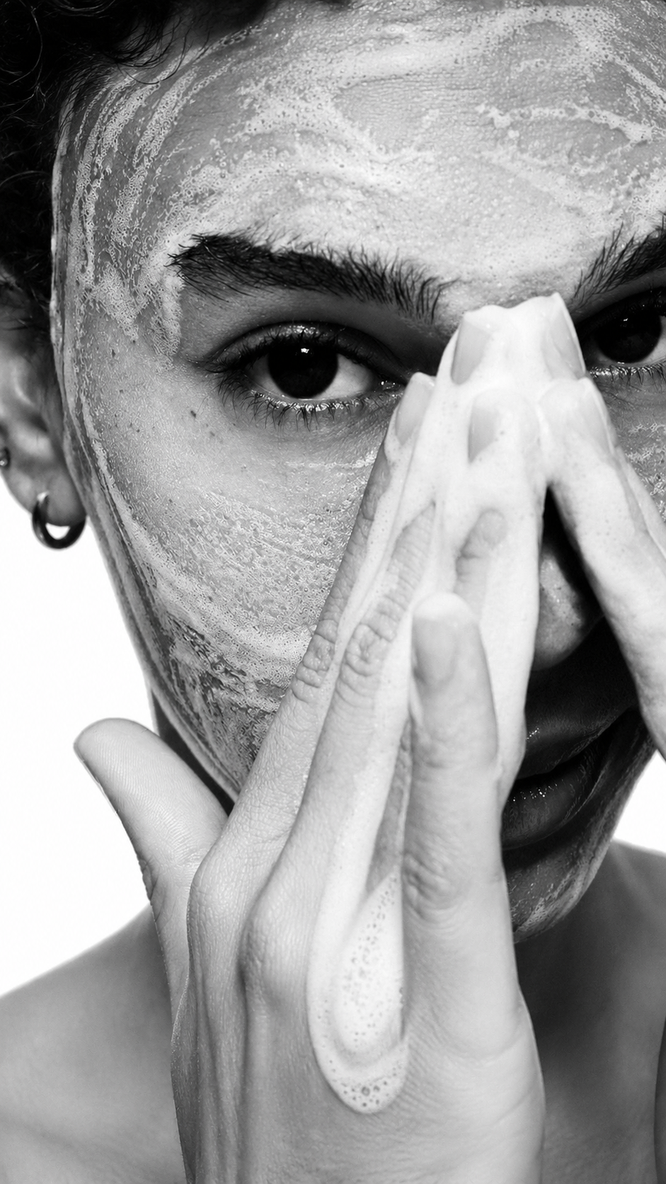Single skincare ritual — pause and intention